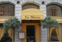 Les Oliviers