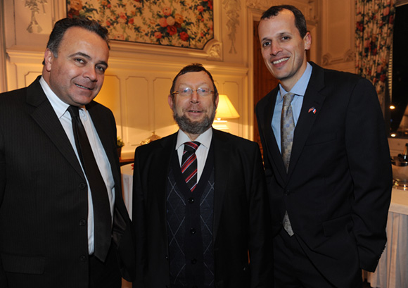14. Denis Broliquier, maire du 2ème, Richard Wertenschlag, grand rabbin de Lyon et Mark Andrew Schapiro, consul des Etats-Unis