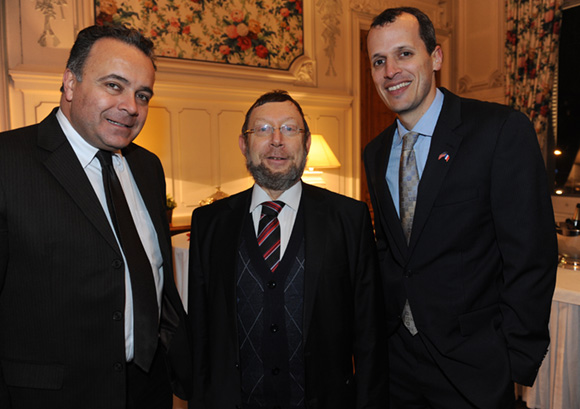 14. Denis Broliquier, maire du 2ème, Richard Wertenschlag, grand rabbin de Lyon et Mark Andrew Schapiro, consul des Etats-Unis 