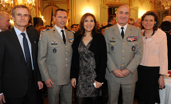 22. Hervé Mariaux (CGPME), le colonel Gilles Coulougnon, Nora Berra, député européen, le général Martial de Braquilanges, gouverneur militaire de Lyon et son épouse Elisabeth