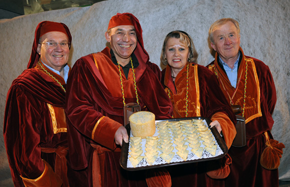 13. Gérard Joanin, son épouse Jocelyne, Alain Chagnard et Jacques Rizand, compagnons de la Fourme de Montbrisson