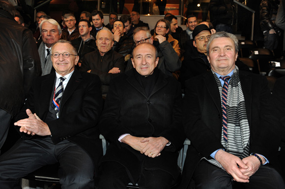 24. Jean-Michel Aulas, président de l’OL, Jérôme Seydoux, PDG de Pathé, Gérard Collomb, sénateur-maire de Lyon et Raymond Durand, vice-président du Conseil général 