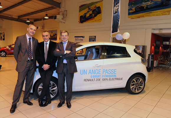 31. Emmanuel Lenoir (Renault Givors), Christian Coulot (Renault Lyon Ouest) et Jean-Marc Rougemont (Renault St Chamont)