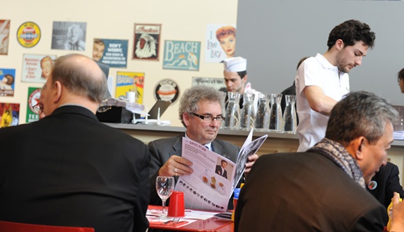 76. Alain Audouard. « Ouf, le journal est en français ! »