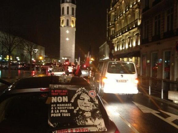 Lyon. La place Bellecour prise d’assaut par les anti-mariage gay