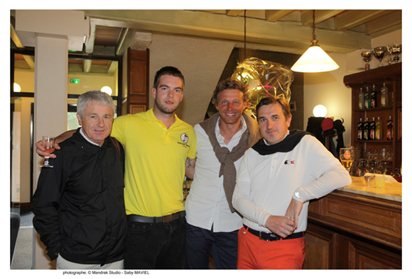 18. Hervé Masson (Ministère du redressement productif), Carmi, Dominique Pene (Golf Tour de Salvagny) et Hervé Arnal (Darty)