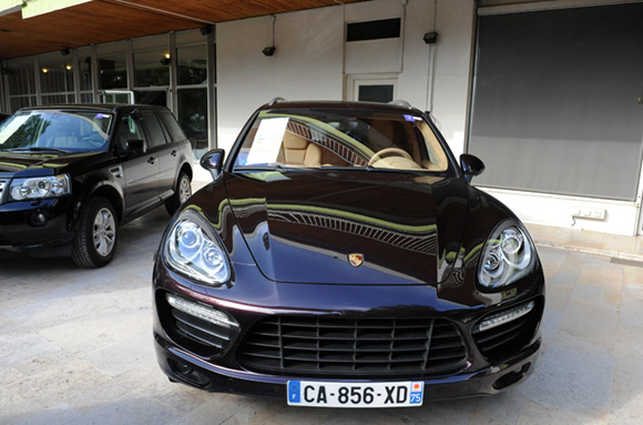 21. Porsche Cayenne Turbo dynamic, 7 673 kms, 2012, adjugée 74 500 euros 