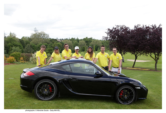 2. Valentin, Laura, Simon, Pierre, Clémence, Carmi et Nicolas (Maublanc Autoplan)