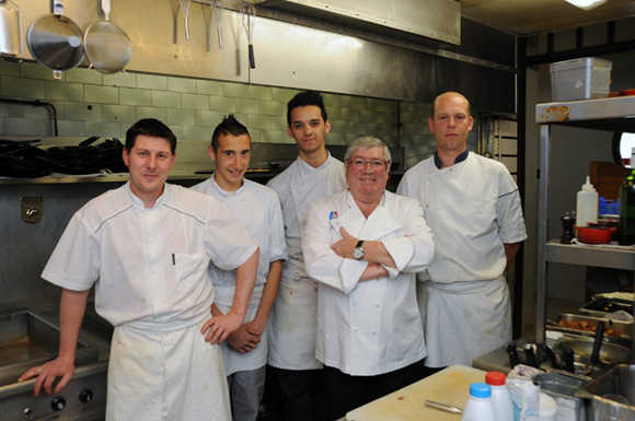 31. Yann, Kevin, Jean-Guillaume, Michel Cruz et Cédric (Le Faisan Doré)