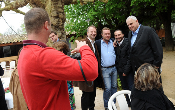 37. Marco (Lyon People), Benoit Toussaint (Chez Paul’O) et Patrick Deschamps (Lyon Poche) sous l’objectif de Charlie (Lyon Poche)