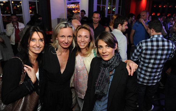 39. Laurence, Ann, Marnie et Sabine