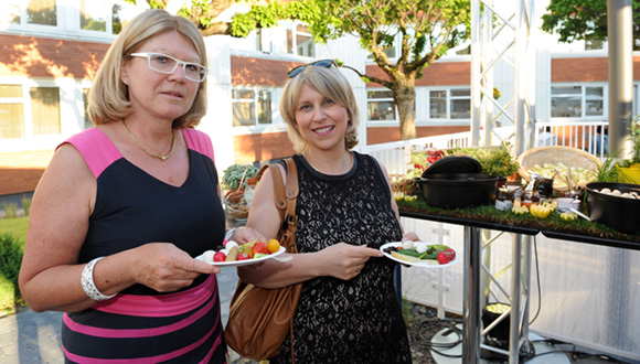 18. Marie-Paule Camus (Areva) et Corinne Bouaziz (GBDIS)