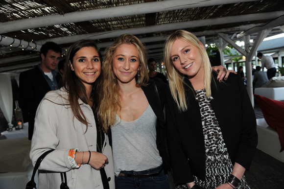 18. Chloé, Charlotte et Olivia