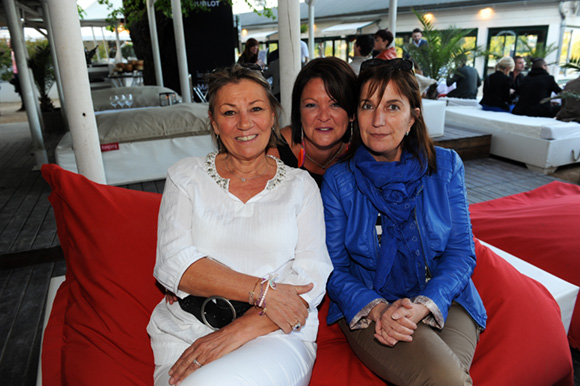 21. Isabelle, Magali et Véronique