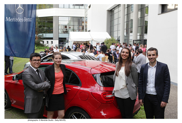 26. Frédéric, Nathalie, Dorine, et Adrien (Mercedez-Benz Lyon) 