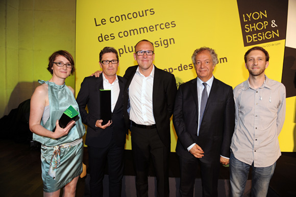 31. Stéphanie Lapendry-Boudier (Agence Hervé Boudier Moreau), Philippe Bettant (Royal Racer), Hervé Moreau (Design & Architecture), Philippe Grillot, président de la CCI de Lyon et Pierre Bonnet (Royal Racer)