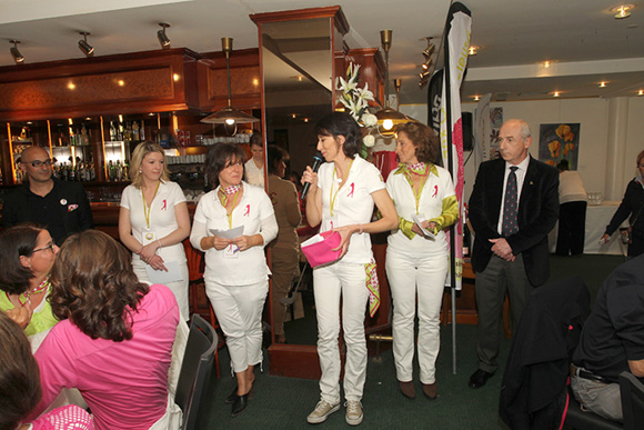 16. Jean Borges, directeur du Printemps Lyon, les 4 organisatrices du Trophée des Audacieuses : Bertille Bourbon-Toutut, Christelle Champion, Frédérique Bernard-Sablière et Brigitte Honegger, et Maurice Villard, président de la Ligue de Golf Rhône-Alpes