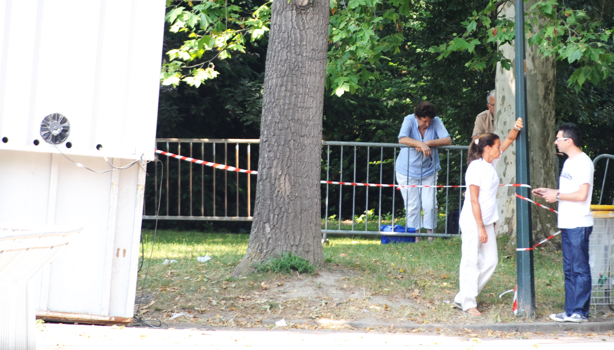 La princesse Stéphanie supervise le départ de Baby et Népal