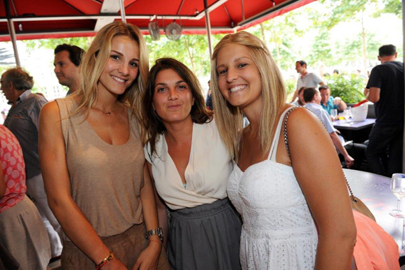 12. Jennifer Favier, Orphélie Mathieu et Pamela Favier