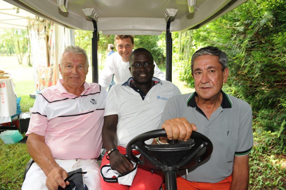 27. Alain Gidon, Laye Diop, le chef Frédéric Berthod (33 Cité) et Jean-Louis Soriano 