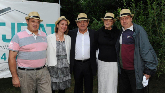 27. Philippe Gaillard (GCC) et son épouse Christine, Michel Jovanovic (TJBAT), Michèle et Christian Sion (Atlas)