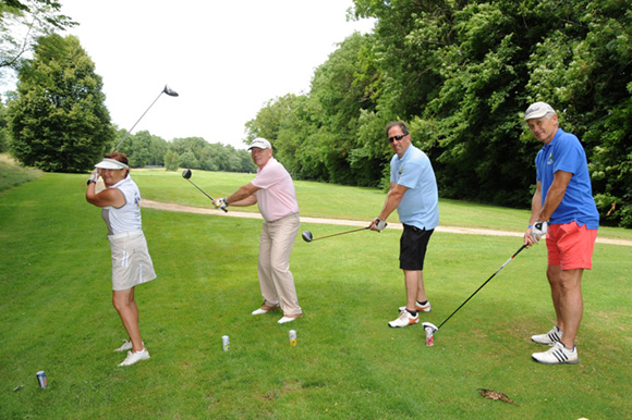 36. Denise Blatrix, son époux Christian, Philippe Jouffre et Alain Carbonel 