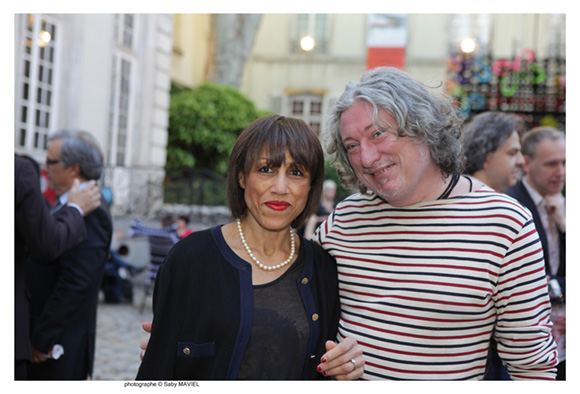 44. Renée Valet-Huguet (Passerelles) et Laurent Castagné 