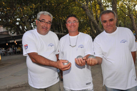 23. Mario, Michel et François