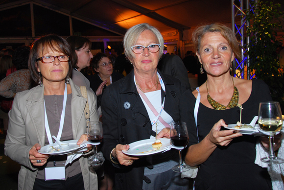 33. Claudine Rondepierre (Veolia), Véronique Amos (Heppner) et Nadia Cochet-Grasset (AEI)