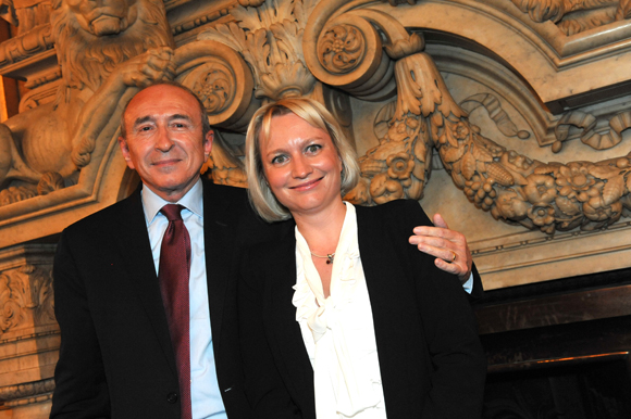 23. Gérard Collomb, sénateur-maire de Lyon et son épouse Caroline