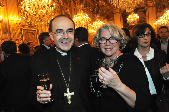 28. Le cardinal Philippe Barbarin et Nadine Egea, mairie du 8ème 