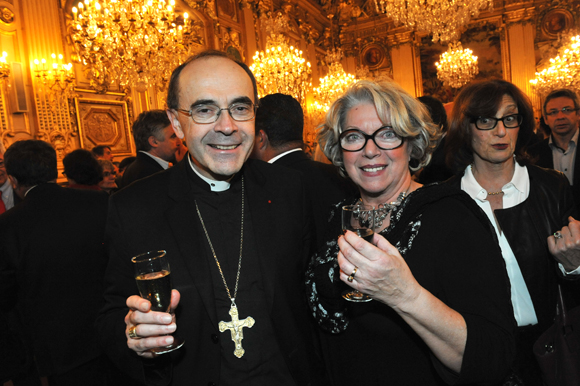 28. Le cardinal Philippe Barbarin et Nadine Egea, mairie du 8ème 