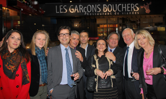 39. François Turcas (Président de la CGPME du Rhône) très entouré