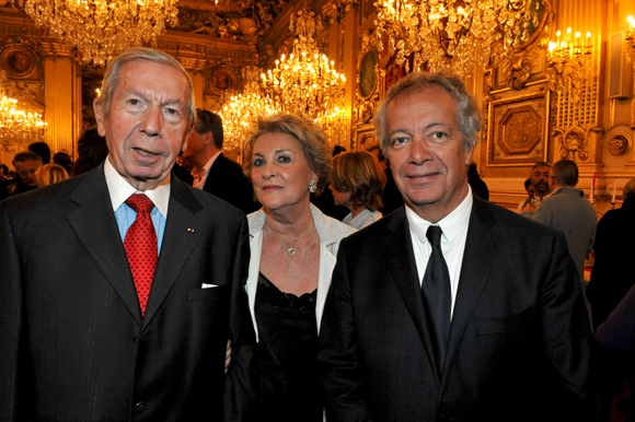 45. Guy Malher et son épouse Myriam, Philippe Grillot, anciens présidents de la CCI