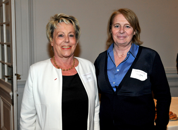 1. Carole Dufour, déléguée régionale de Force Femmes et Nathalie Gateau (Apicil)