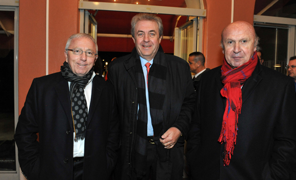 23. Gilbert Giorgi (OL), Maître Richard Brumm, adjoint aux Finances et Serge Manoukian, vice-président de l’OL