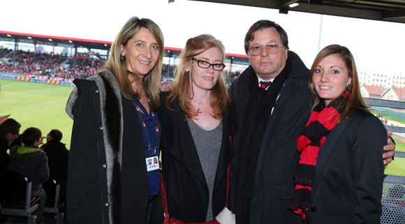 26. Catherine Arbaud (LOU Rugby), Virginie Plaza, directrice de Nissan Groupe Bernard, Franck Isaac-Sibille et Laure Casanova (LOU Rugby)