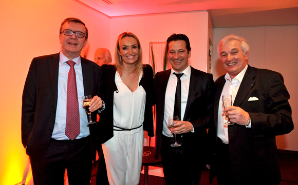 39. François Corteel (EDF), Christelle Bardet, l’imitateur Laurent Gerra et Maurice Fusier (France Info)