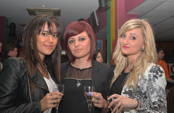 24. Mylène Beckanovic, Alexandra Delage et Elodie Krich (amies du capitaine Vincent)