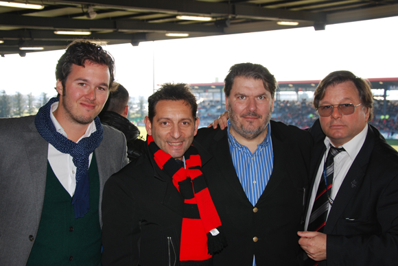 7. Baptiste Morel et Laurent Lipari (United Players), Stéphane Passaris (HOP! AIRFRANCE) et Franck Isaac-Sibille (LOU Rugby). 