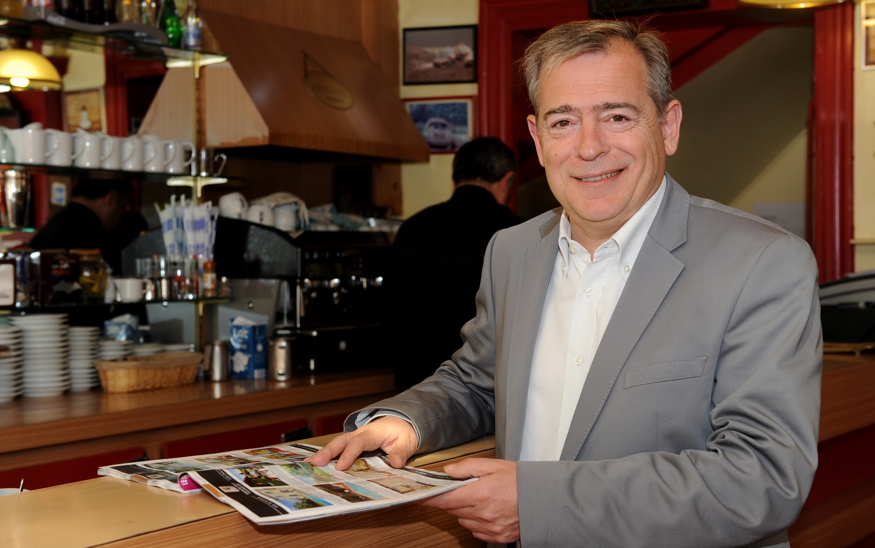 Municipales Ecully 2014. Le coitus interruptus de Régis Blanc chambré par YMU