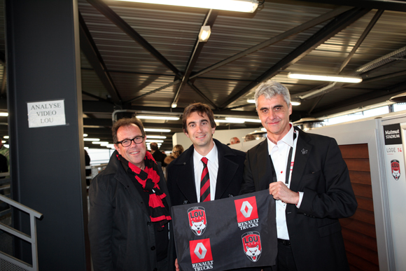 17. Yann Robert, président du LOU Rugby entouré de Jacques Sauvageon et Bernard Modat (Renault Trucks)  
