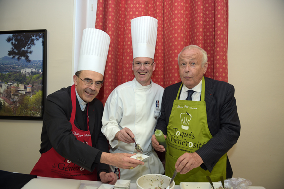 37. Monseigneur Philippe Barbarin, Alain Brunot et Alain Mérieux