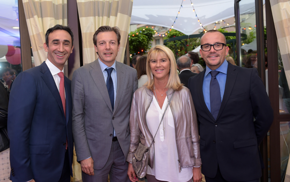 16. Ali Afshar, directeur Warwick Champs-Elysées, Pascal Blache, maire du 6ème et son épouse Christel et Jérôme Billy, directeur Warwick Reine Astrid