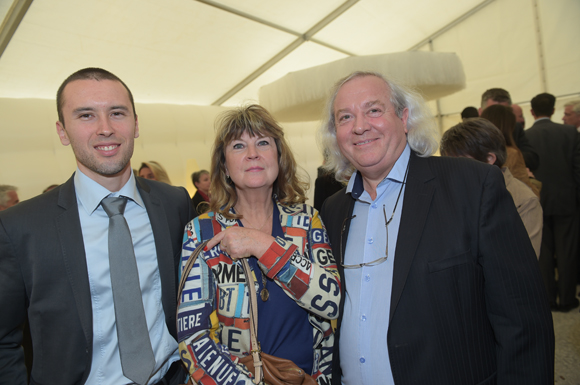 23. Geoffrey Darjinoff (Spart), Gérard Guyot (Brice Robert) et son épouse Mireille 