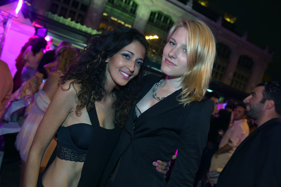 78. Nina et Eva
