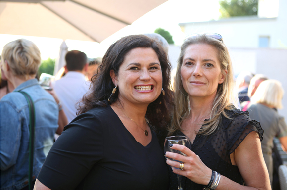 12. Patricia Pallegoix (Kartell) et Nathalie (Grange) 