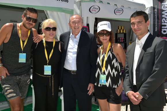 13. Anthony, Angie, Katia (L’équipe Formation du groupe Frédéric Moréno), Yann Cucherat et Gérard Collomb