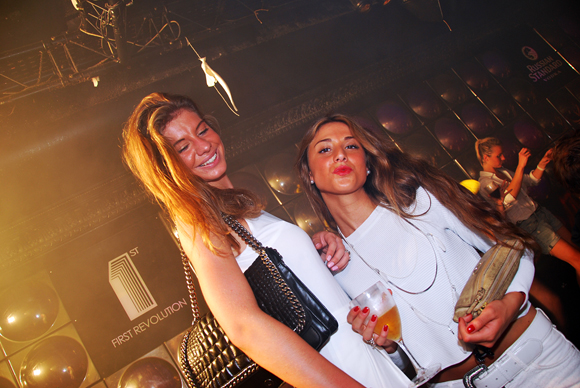 30. Alexia et Yllary