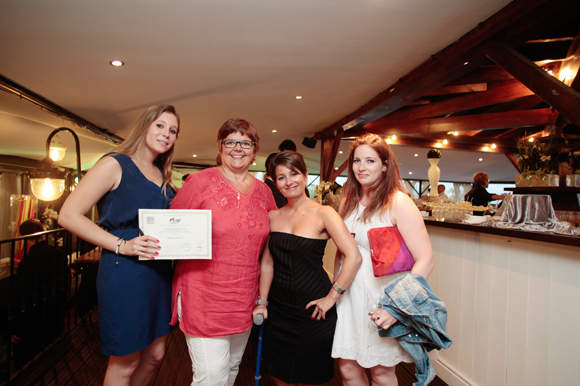 38. Iris Masuyer, diplômée (Verycook), Dominique Delrieu, intervenante à l’EFAP, Mélanie Marie (EFAP LYON) et Elodie Blanc, diplômée